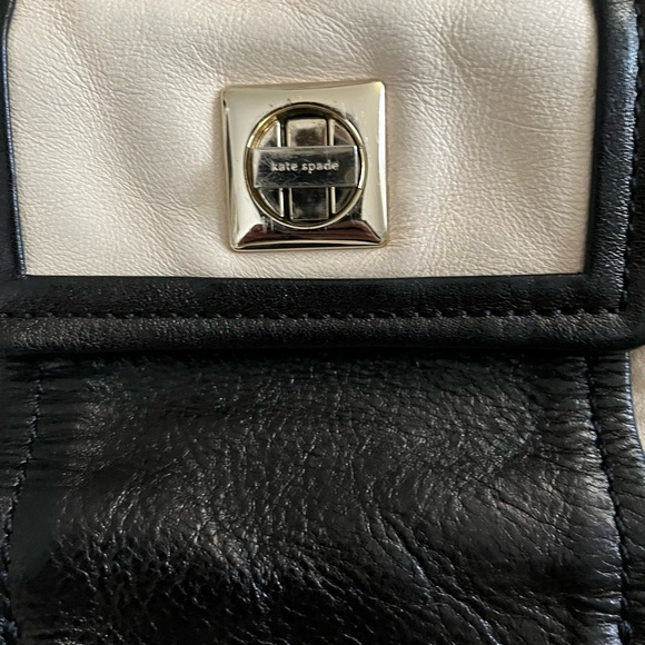 Kate Spade Tote - Picture 6 of 6